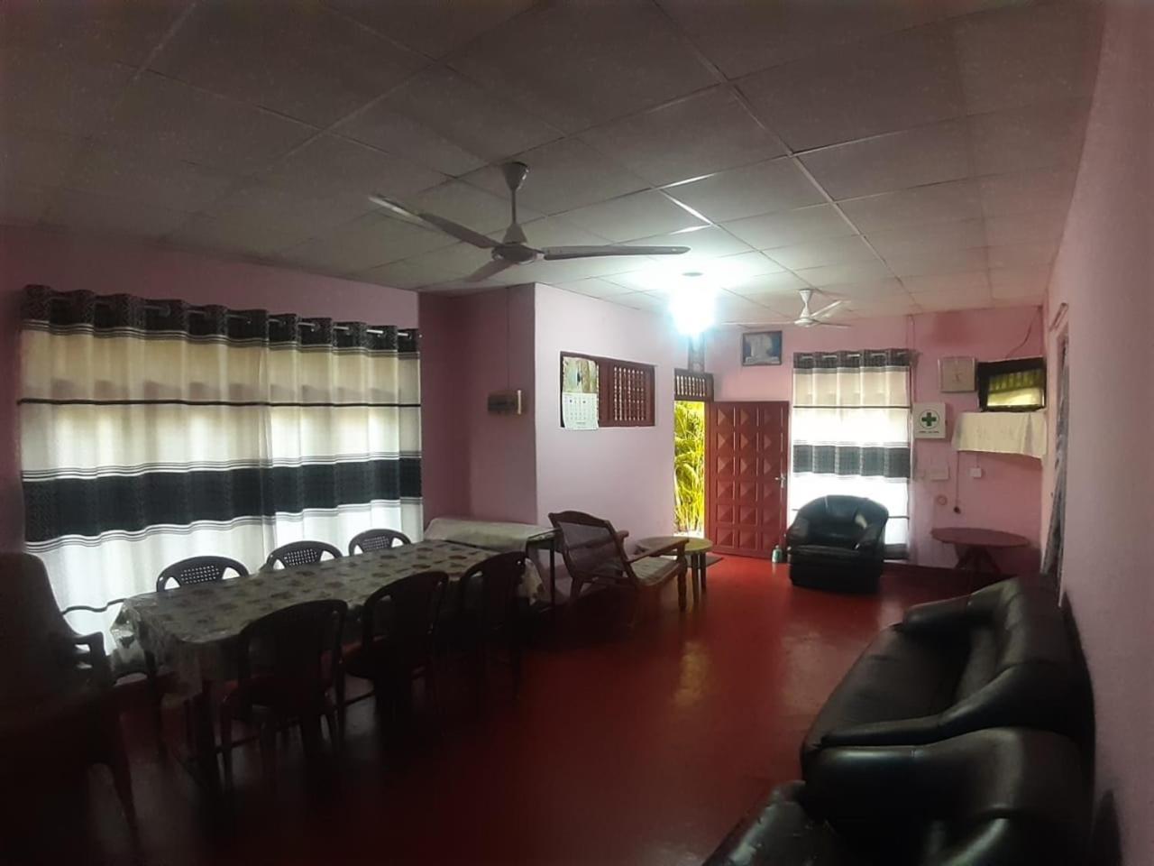 Amila Guest Hotel Trincomalee Eksteriør billede